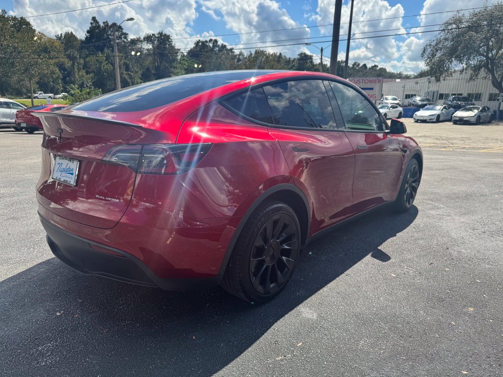 Used 2024 Tesla Model Y Long Range AWD/4WD image 6