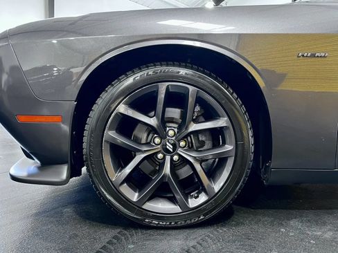 Used 2019 Dodge Challenger R/T w/ Driver Convenience Group RWD image 25