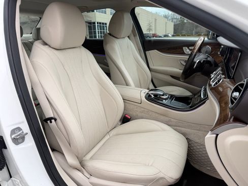 Used 2017 Mercedes-Benz E 300 image 37