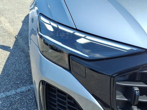 Used 2025 Audi Q8 Premium Plus w/ Premium Plus Package AWD/4WD image 6
