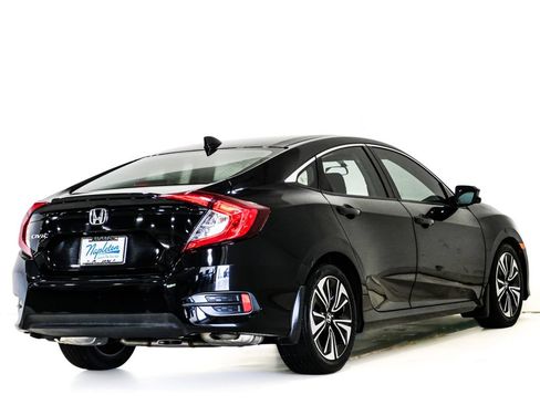 Used 2018 Honda Civic EX-T image 7