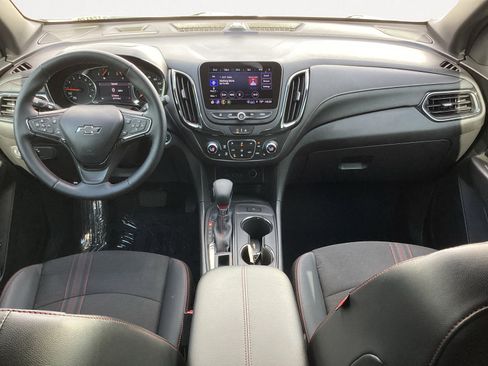 Used 2023 Chevrolet Equinox RS image 4