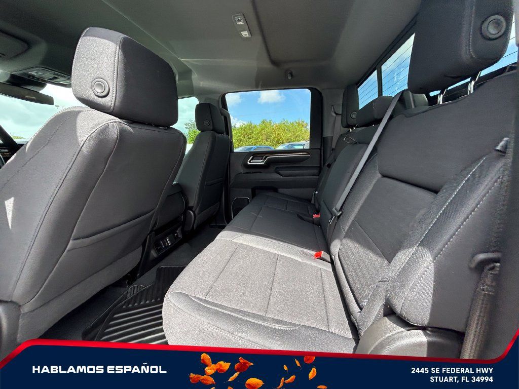 Used 2026 GMC Sierra 2500 SLE w/ SLE Value Package; AWD/4WD image 12