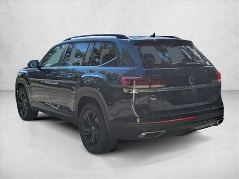 Used 2022 Volkswagen Atlas SE w/ Panoramic Sunroof Package image 6