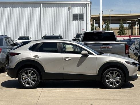 Used 2023 MAZDA CX-30 AWD 2.5 S w/ Preferred Package image 3