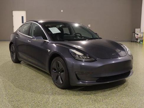 Used 2018 Tesla Model 3 Long Range RWD image 1