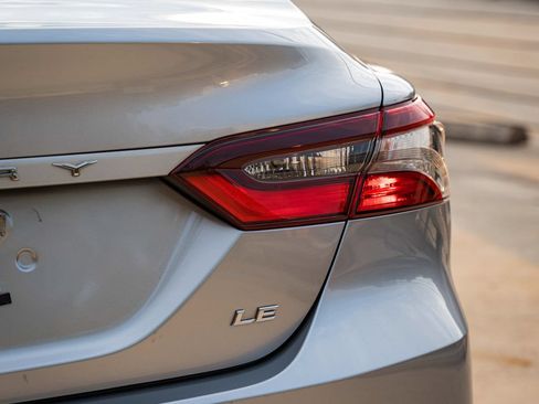 Used 2024 Toyota Camry LE FWD image 5