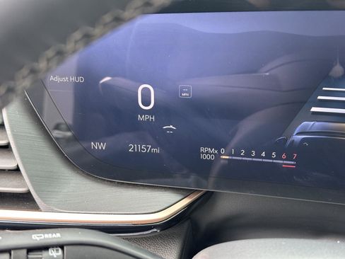 Used 2025 Buick Envision Sport Touring image 28