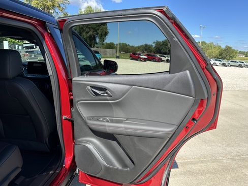 New 2025 Chevrolet Blazer RS w/ Enhanced Convenience Package image 38