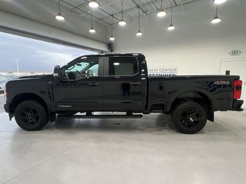 Used 2023 Ford F250 XL w/ STX Appearance Package AWD/4WD image 5