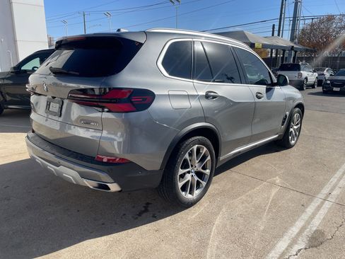 Certified 2024 BMW X5 xDrive40i w/ Parking Assistance Package image 5