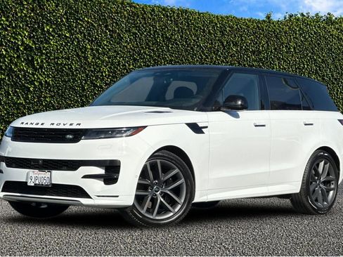 Used 2024 Land Rover Range Rover Sport Dynamic SE AWD/4WD image 2