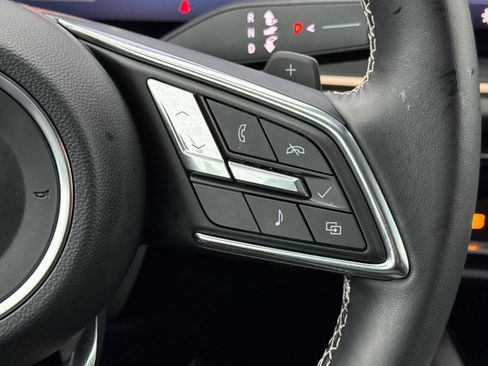 Used 2025 Buick Envision Sport Touring AWD/4WD image 28