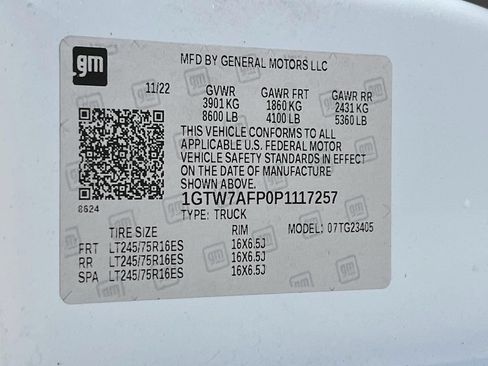 Used 2023 GMC Savana 2500 w/ Driver Convenience Package RWD image 26