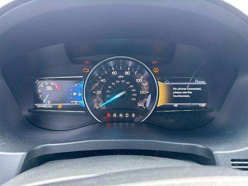 Used 2016 Ford Explorer XLT w/ Equipment Group 202A image 11