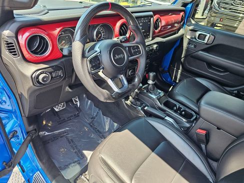 Used 2021 Jeep Wrangler Unlimited Sahara AWD/4WD image 19