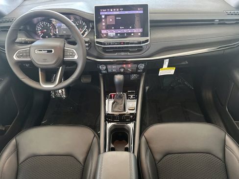 New 2026 Jeep Compass Latitude AWD/4WD image 3