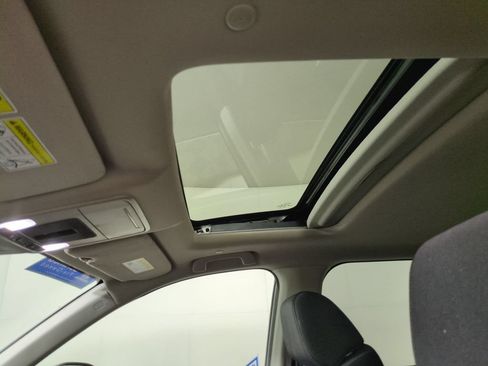 Used 2024 Honda CR-V EX image 20