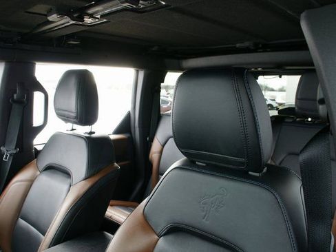 Used 2023 Ford Bronco Outer Banks image 19