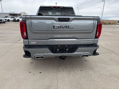 Used 2024 GMC Sierra 1500 Denali Ultimate AWD/4WD image 4