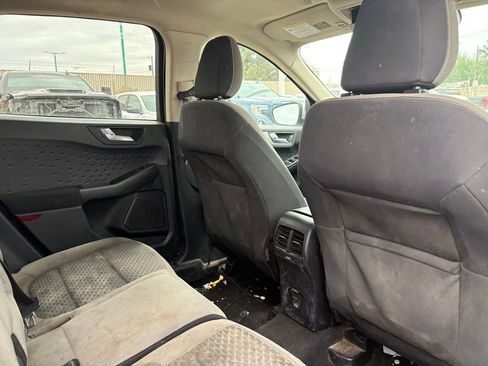Used 2020 Ford Escape SE FWD image 7