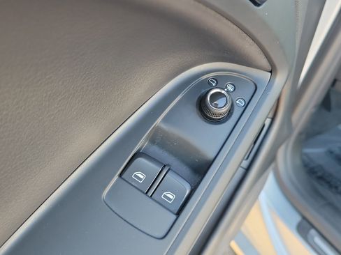 Used 2010 Audi A5 2.0T Premium Plus image 10