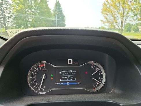 Used 2016 Honda Pilot Touring image 22