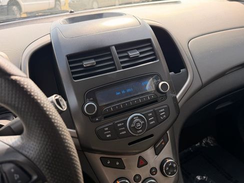 Used 2014 Chevrolet Sonic LT image 26