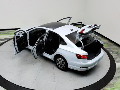 Used 2019 Volkswagen Jetta SEL FWD image 40