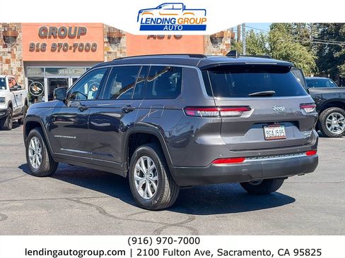 Used 2023 Jeep Grand Cherokee L Limited RWD image 2