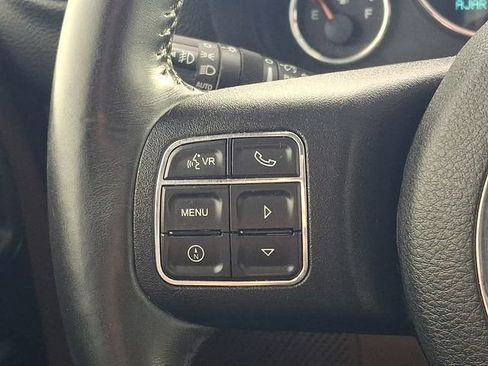 Used 2016 Jeep Wrangler Unlimited Sahara w/ Dual Top Group AWD/4WD image 23