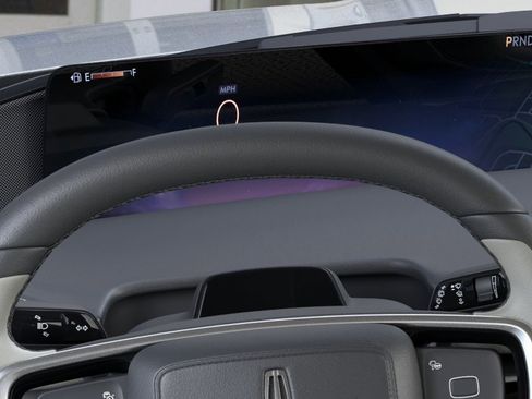 New 2026 Lincoln Navigator L Reserve AWD/4WD image 13