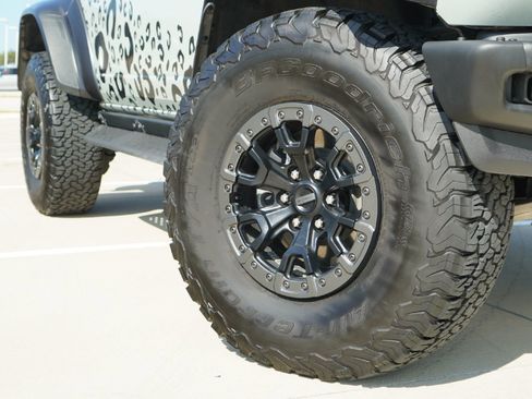 Used 2023 Ford Bronco Raptor image 3