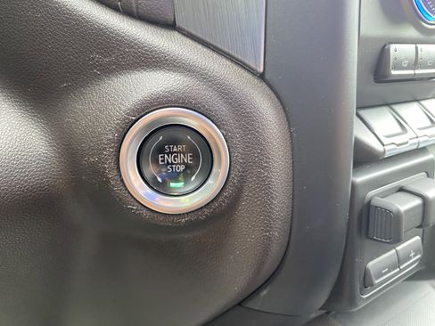 Used 2022 GMC Sierra 2500 Denali AWD/4WD image 29