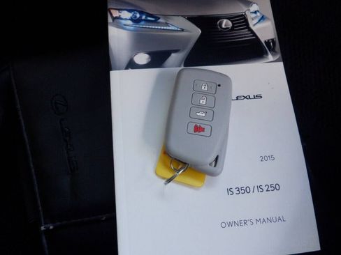 Used 2015 Lexus IS 250 RWD image 45