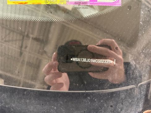 Used 2021 BMW 530i xDrive image 31