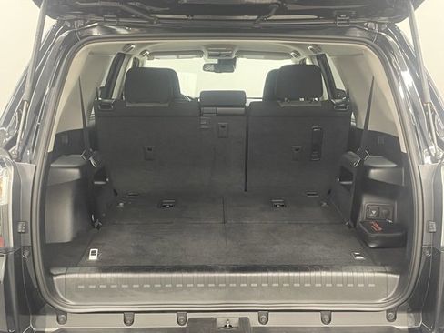 Used 2024 Toyota 4Runner SR5 image 7
