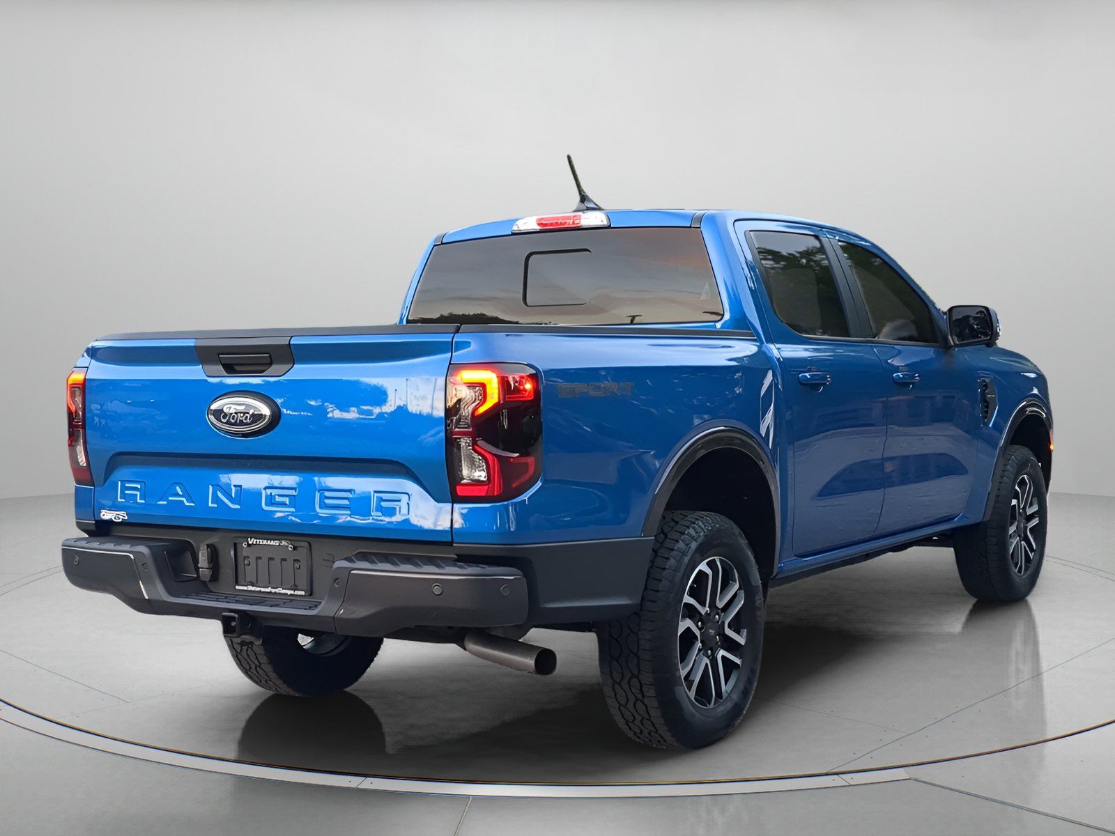Certified 2024 Ford Ranger Lariat w/ Trailer Tow Package RWD image 40