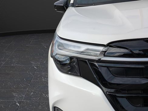 Certified 2026 Subaru Forester Touring AWD/4WD image 9
