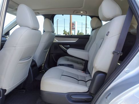 Certified 2024 MAZDA CX-90 Plug-In Hybrid w/ Premium Pkg AWD/4WD image 14