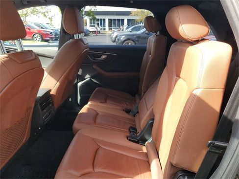 Used 2021 Audi Q7 2.0T Premium Plus w/ Premium Plus Package image 10