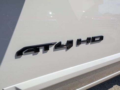 New 2026 GMC Sierra 2500 AT4 w/ Technology Package AWD/4WD image 11