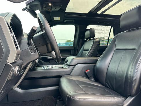 Used 2020 Ford Expedition Max XLT w/ Equipment Group 202A RWD image 9