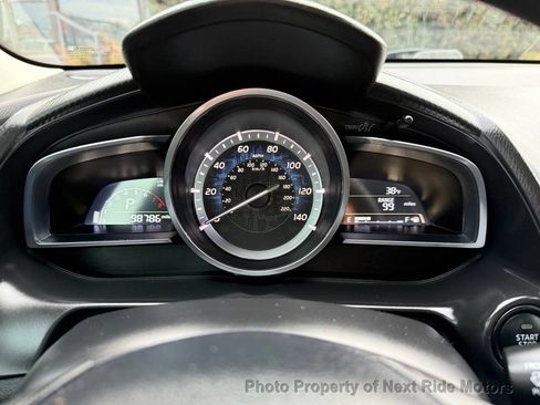 Used 2018 Toyota Yaris iA image 17