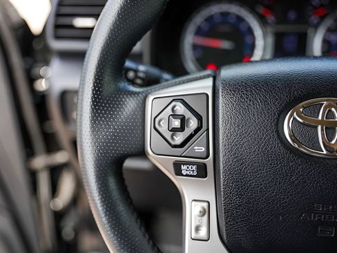 Used 2019 Toyota 4Runner SR5 AWD/4WD image 14