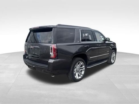 Used 2017 GMC Yukon SLT w/ Premium Edition AWD/4WD image 3