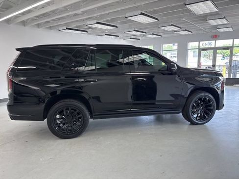 Used 2023 Cadillac Escalade Sport Platinum w/ LPO, ONYX Package AWD/4WD image 20