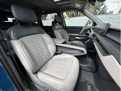 Used 2024 Kia EV9 Wind