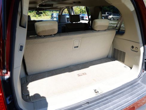 Used 2004 INFINITI QX56 RWD 4DR w/ Smart Vision Pkg image 25