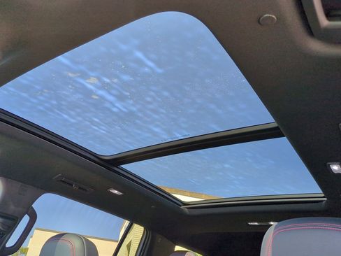 New 2026 Chevrolet Traverse RS image 19